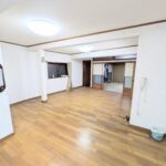  (居間)